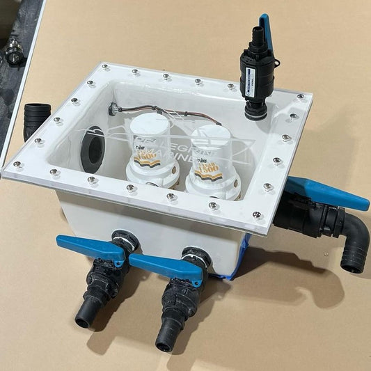 Fiberglass Two Pump SeaChest Box w/ Recirculation